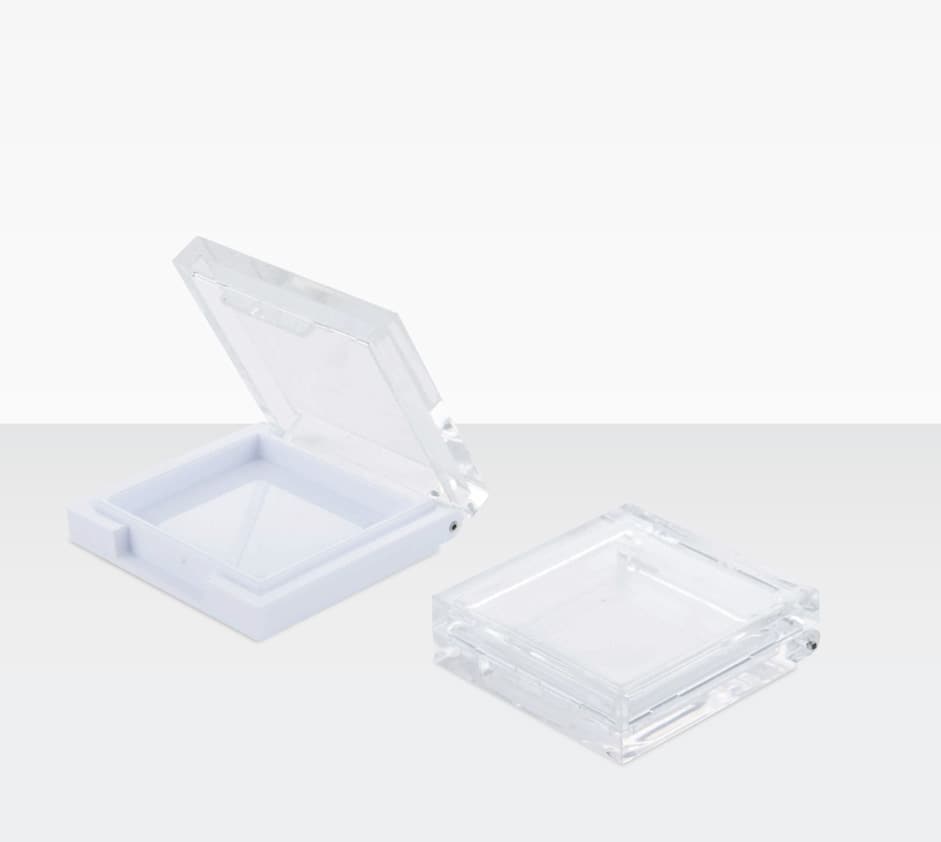 Square Compact C025 new